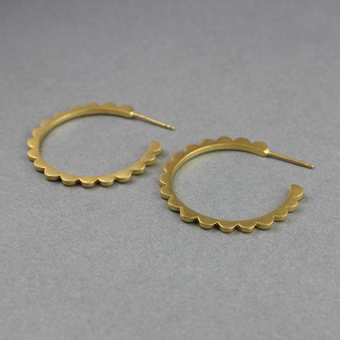 Audrey Hoops Large Gold Side