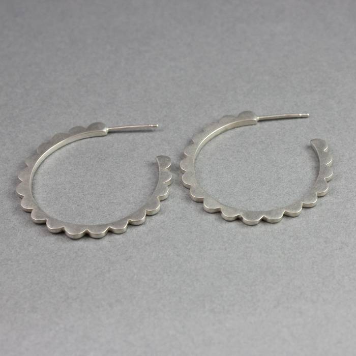 Audrey Hoops Large Silver Side