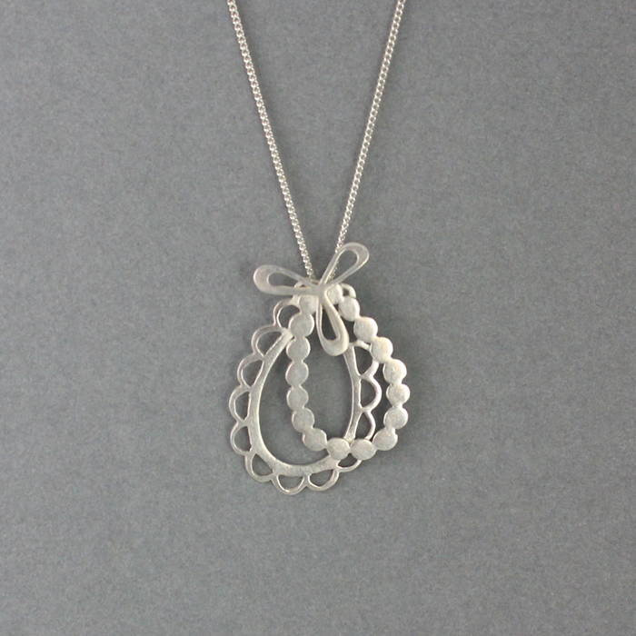 Ava Necklace Silver