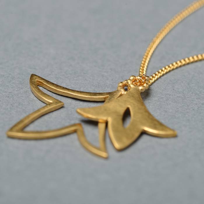 Lily Necklace Gold Side