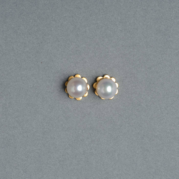 Petal Studs Gold