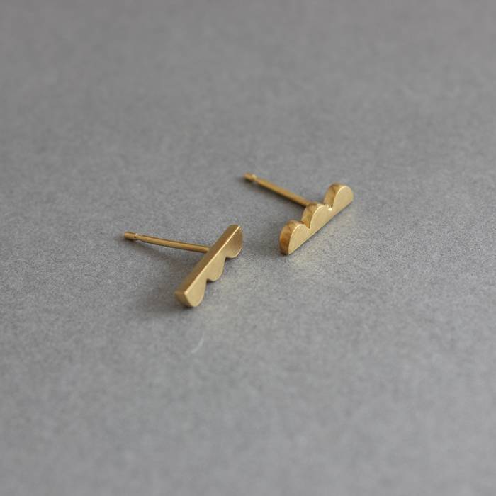 Sybil Studs Gold Side