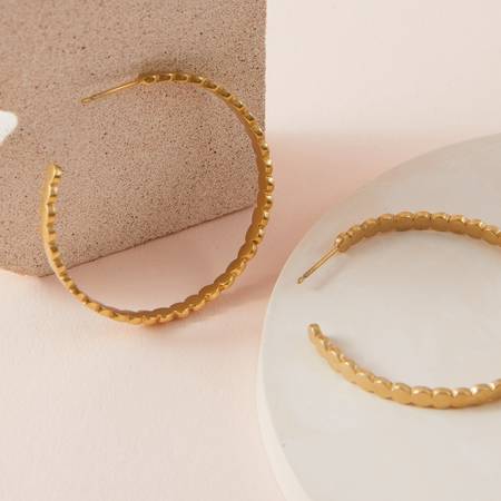 Martha Hoops Gold