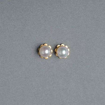 Petal Studs Gold