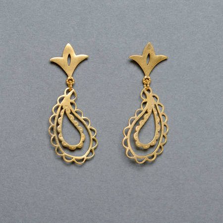 Jasmine Earrings Gold Cropped